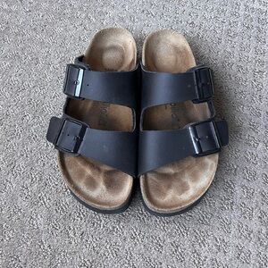 Birkenstock: papillon Black Double Strap Sandals